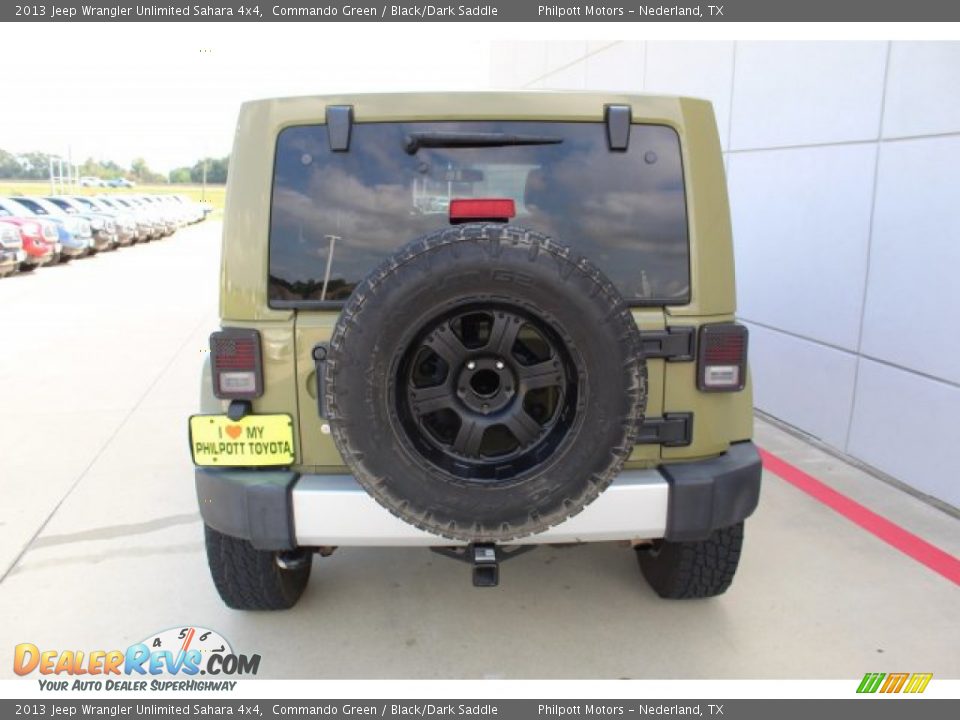 2013 Jeep Wrangler Unlimited Sahara 4x4 Commando Green / Black/Dark Saddle Photo #12