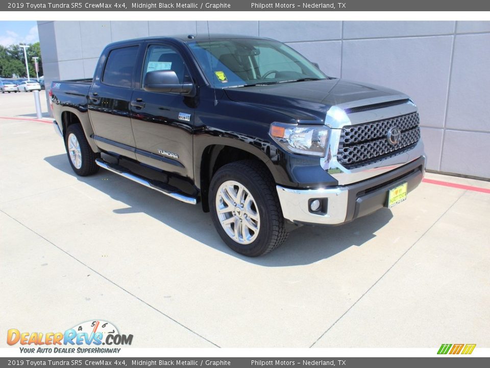 2019 Toyota Tundra SR5 CrewMax 4x4 Midnight Black Metallic / Graphite Photo #2