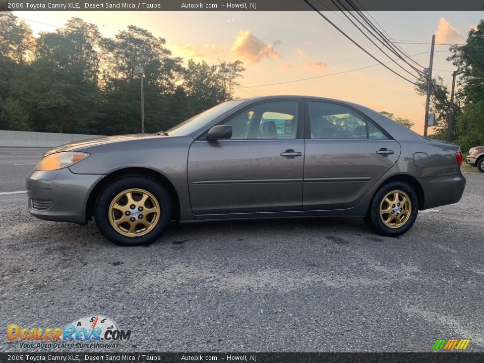 2006 Toyota Camry XLE Desert Sand Mica / Taupe Photo #6