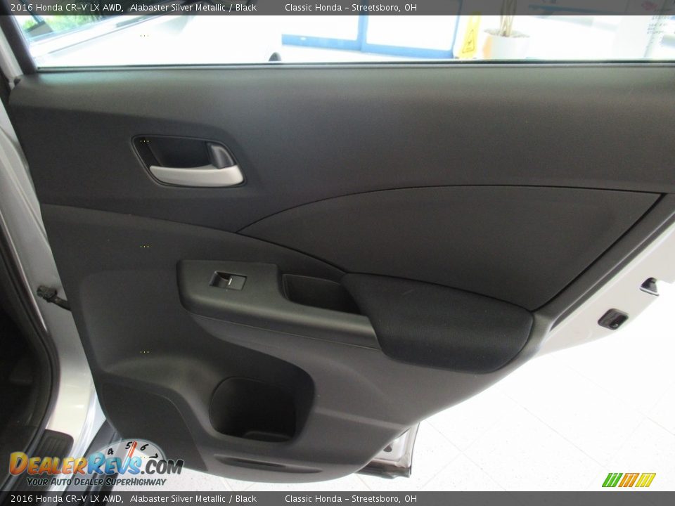 2016 Honda CR-V LX AWD Alabaster Silver Metallic / Black Photo #17