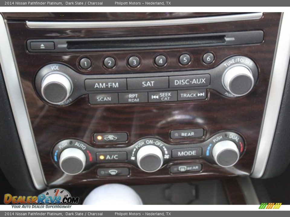 2014 Nissan Pathfinder Platinum Dark Slate / Charcoal Photo #21