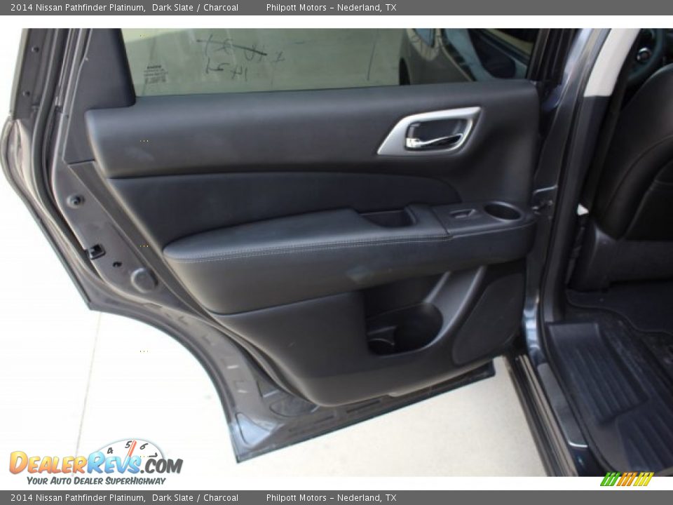 2014 Nissan Pathfinder Platinum Dark Slate / Charcoal Photo #23
