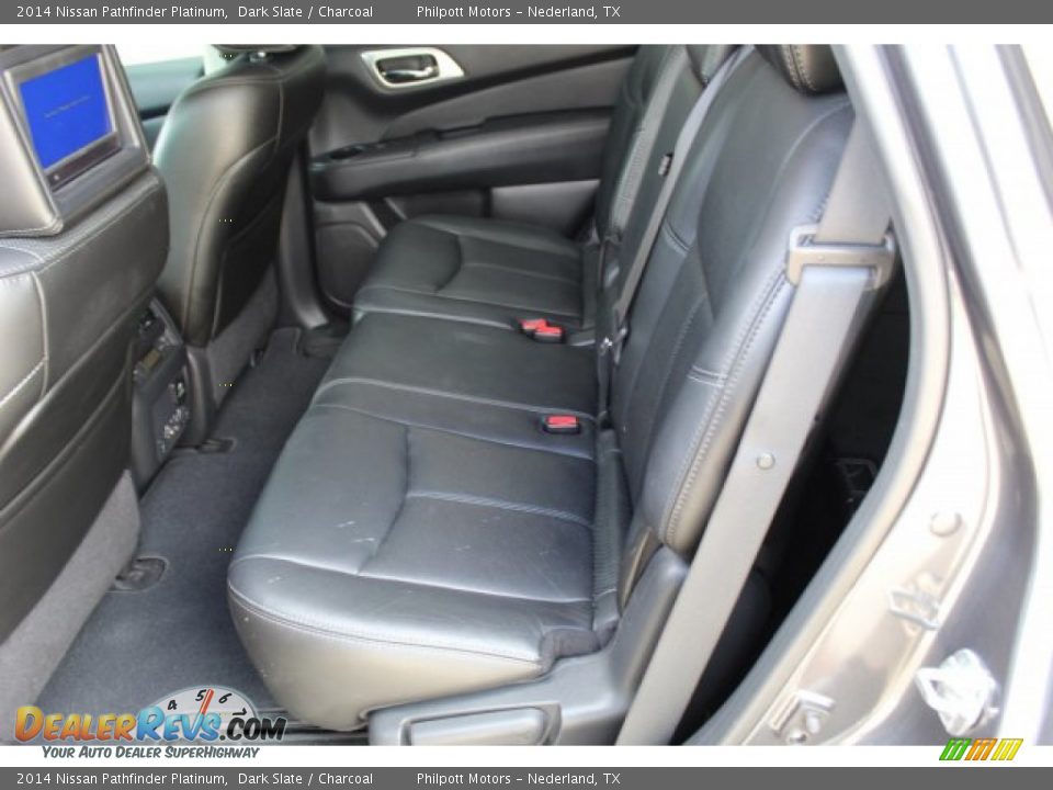 2014 Nissan Pathfinder Platinum Dark Slate / Charcoal Photo #24