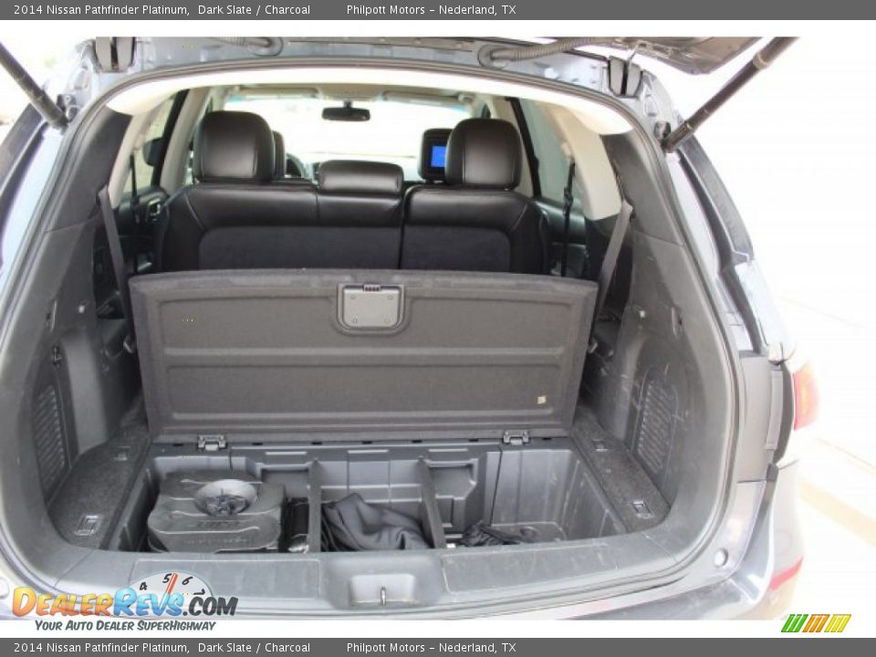 2014 Nissan Pathfinder Platinum Dark Slate / Charcoal Photo #29