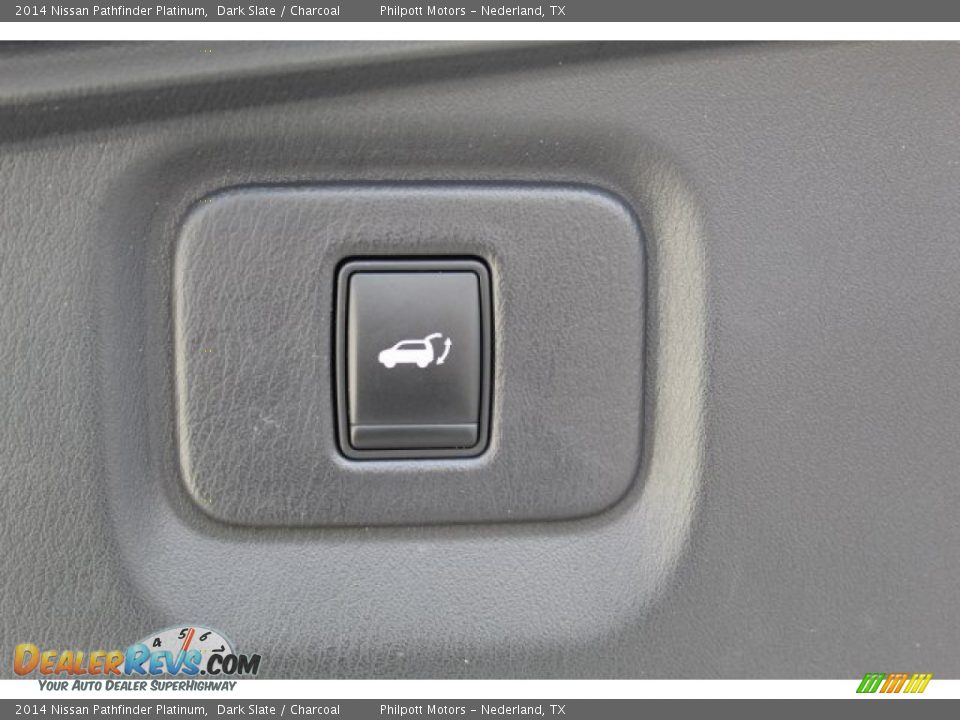 2014 Nissan Pathfinder Platinum Dark Slate / Charcoal Photo #30