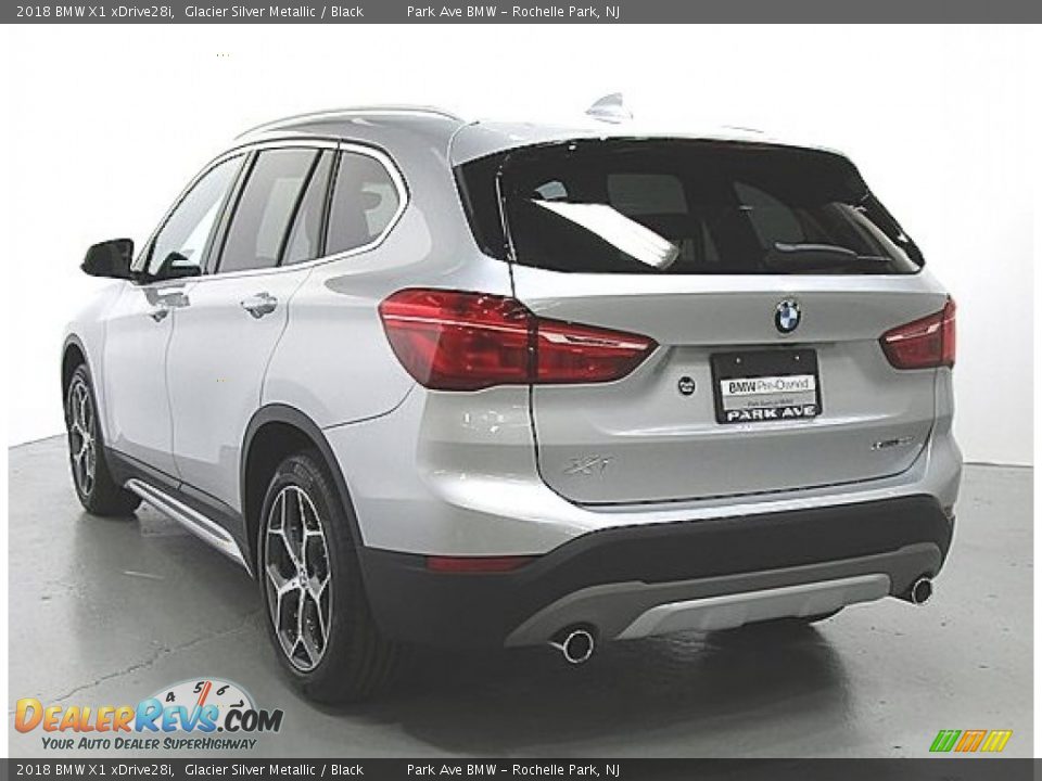 2018 BMW X1 xDrive28i Glacier Silver Metallic / Black Photo #2