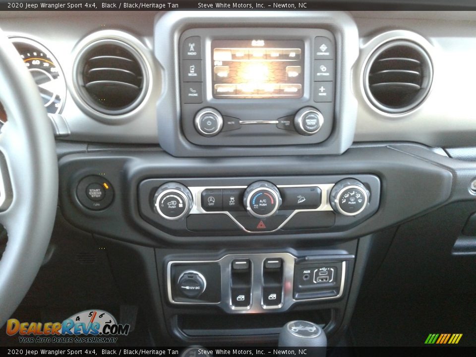 Controls of 2020 Jeep Wrangler Sport 4x4 Photo #20