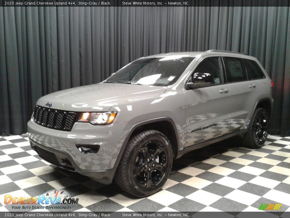 2020 Jeep Grand Cherokee Upland 4x4 Sting-Gray / Black Photo #2