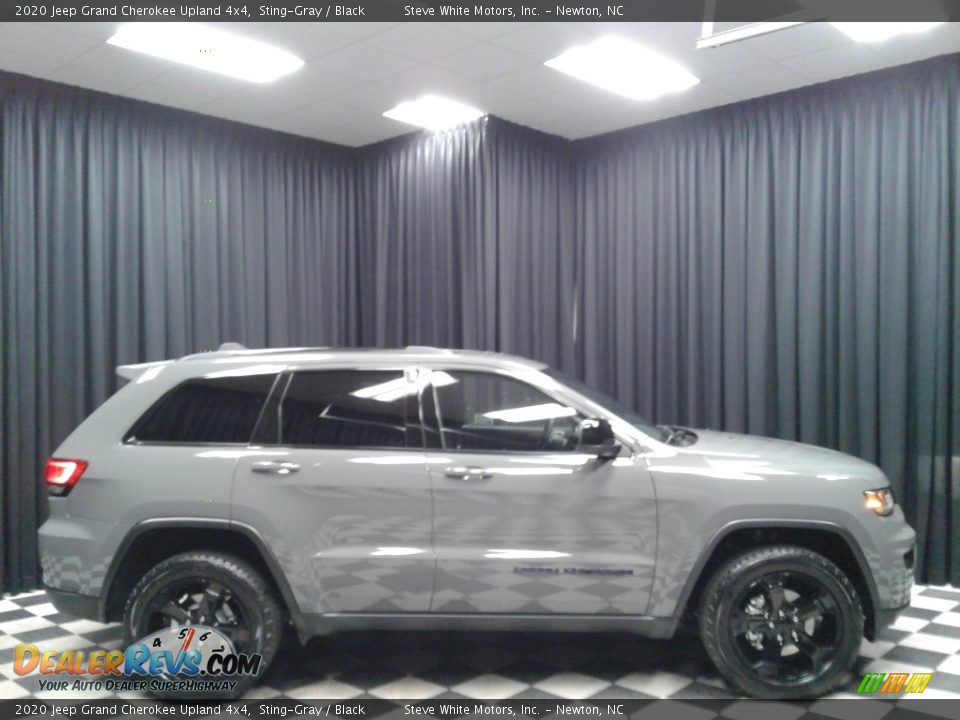 2020 Jeep Grand Cherokee Upland 4x4 Sting-Gray / Black Photo #5