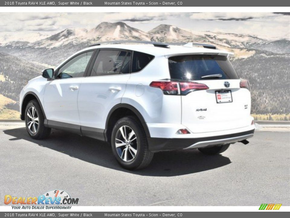 2018 Toyota RAV4 XLE AWD Super White / Black Photo #7