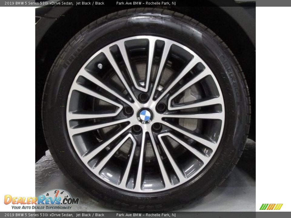2019 BMW 5 Series 530i xDrive Sedan Jet Black / Black Photo #29