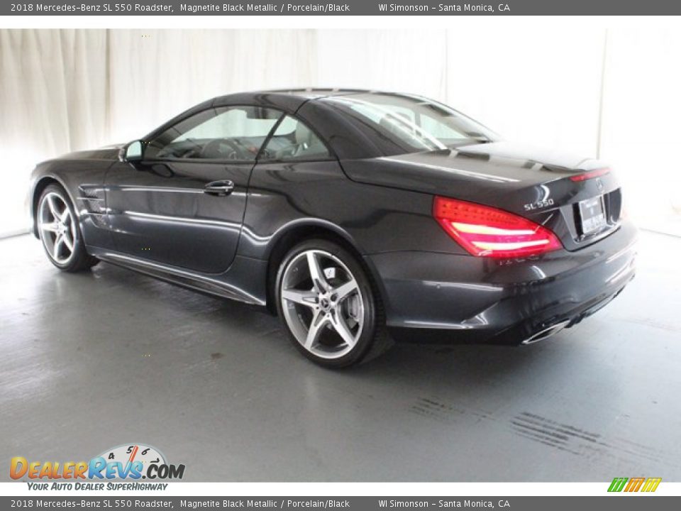 2018 Mercedes-Benz SL 550 Roadster Magnetite Black Metallic / Porcelain/Black Photo #4