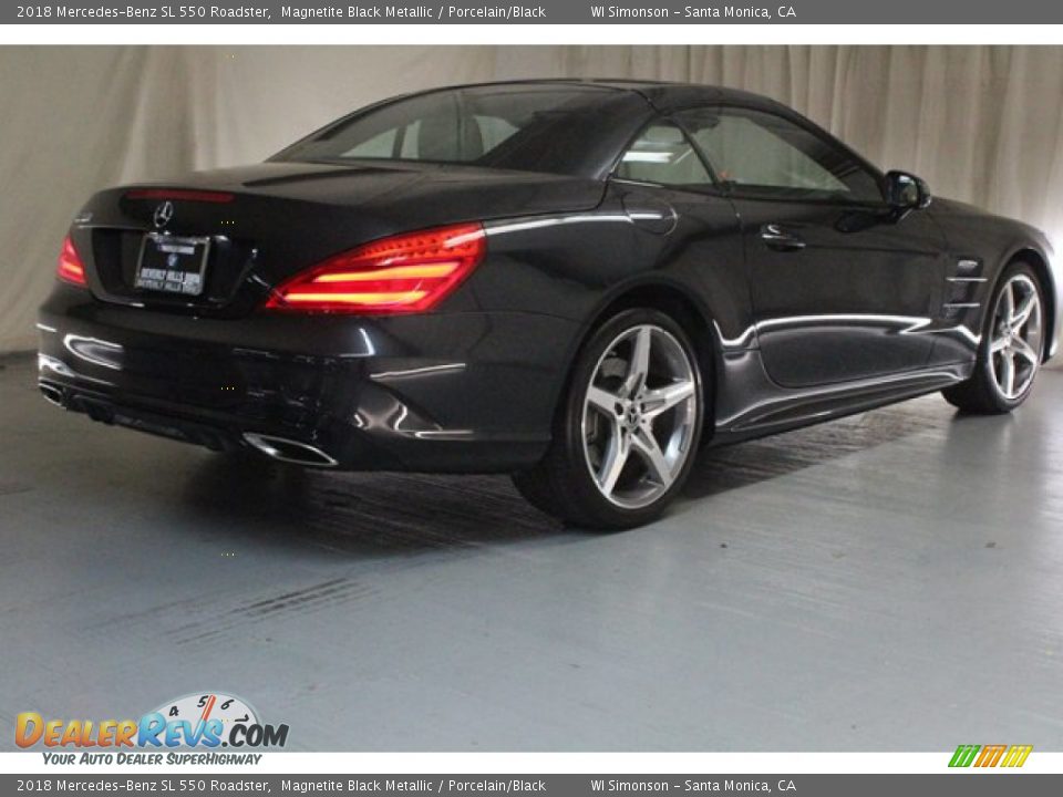 2018 Mercedes-Benz SL 550 Roadster Magnetite Black Metallic / Porcelain/Black Photo #6