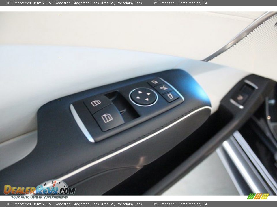2018 Mercedes-Benz SL 550 Roadster Magnetite Black Metallic / Porcelain/Black Photo #11