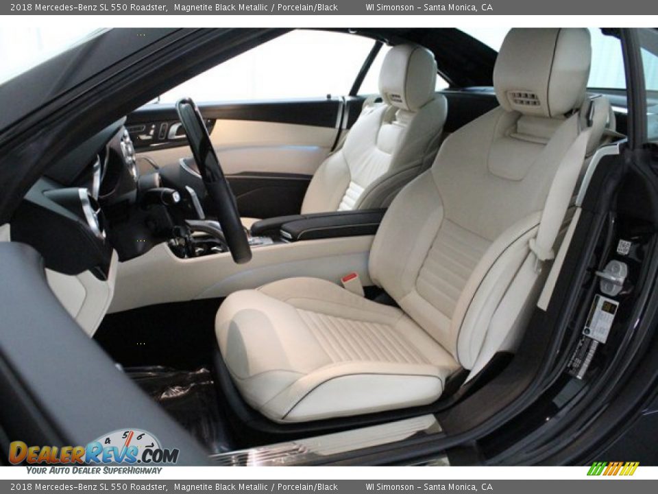 2018 Mercedes-Benz SL 550 Roadster Magnetite Black Metallic / Porcelain/Black Photo #12
