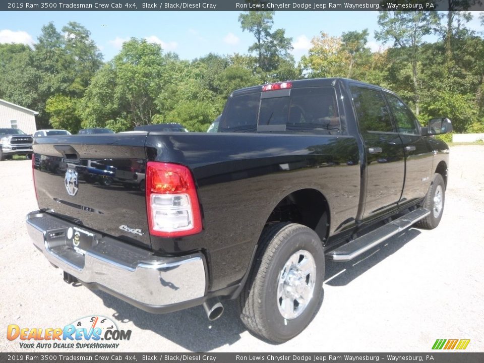 2019 Ram 3500 Tradesman Crew Cab 4x4 Black / Black/Diesel Gray Photo #5
