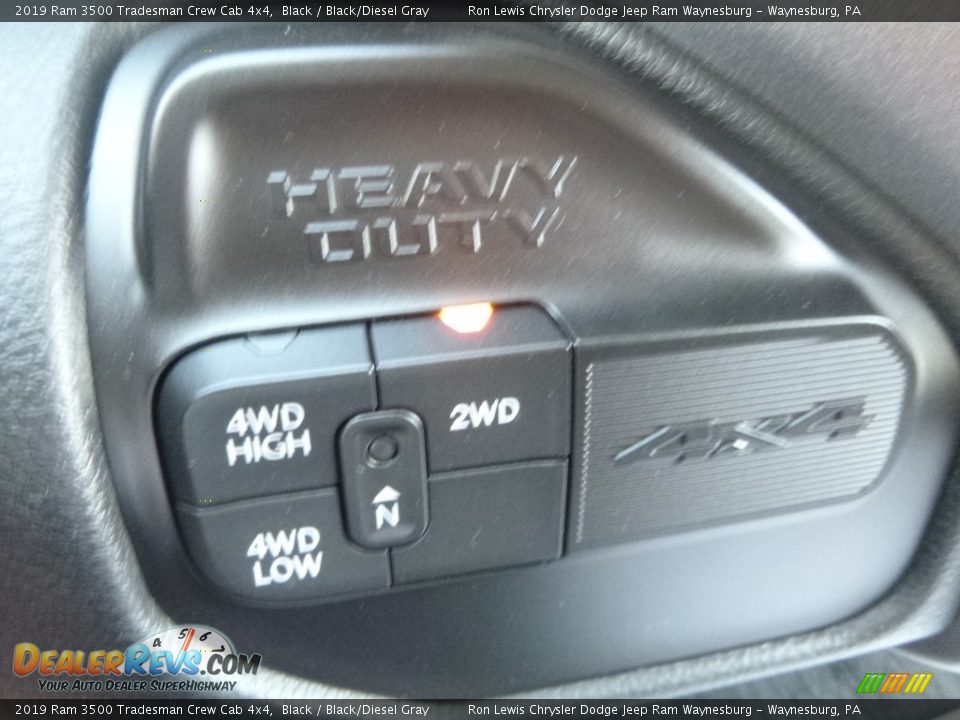 2019 Ram 3500 Tradesman Crew Cab 4x4 Black / Black/Diesel Gray Photo #20