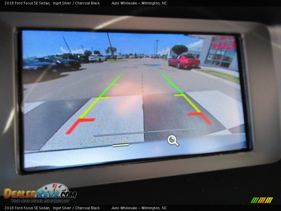 2018 Ford Focus SE Sedan Ingot Silver / Charcoal Black Photo #17