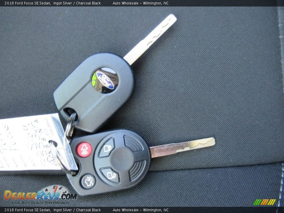 2018 Ford Focus SE Sedan Ingot Silver / Charcoal Black Photo #20