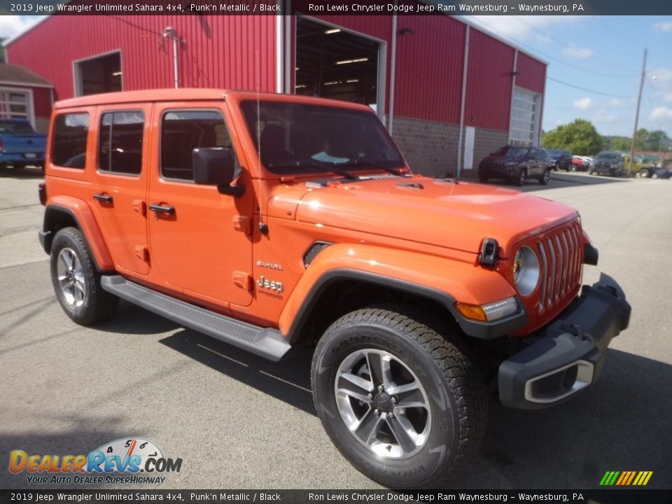 2019 Jeep Wrangler Unlimited Sahara 4x4 Punk'n Metallic / Black Photo #7