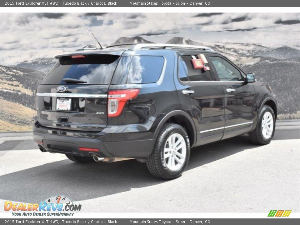 2015 Ford Explorer XLT 4WD Tuxedo Black / Charcoal Black Photo #3