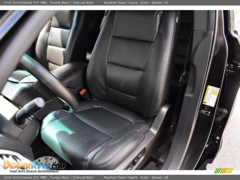 2015 Ford Explorer XLT 4WD Tuxedo Black / Charcoal Black Photo #12