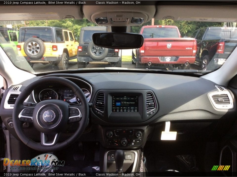 2019 Jeep Compass Latitude Billet Silver Metallic / Black Photo #12