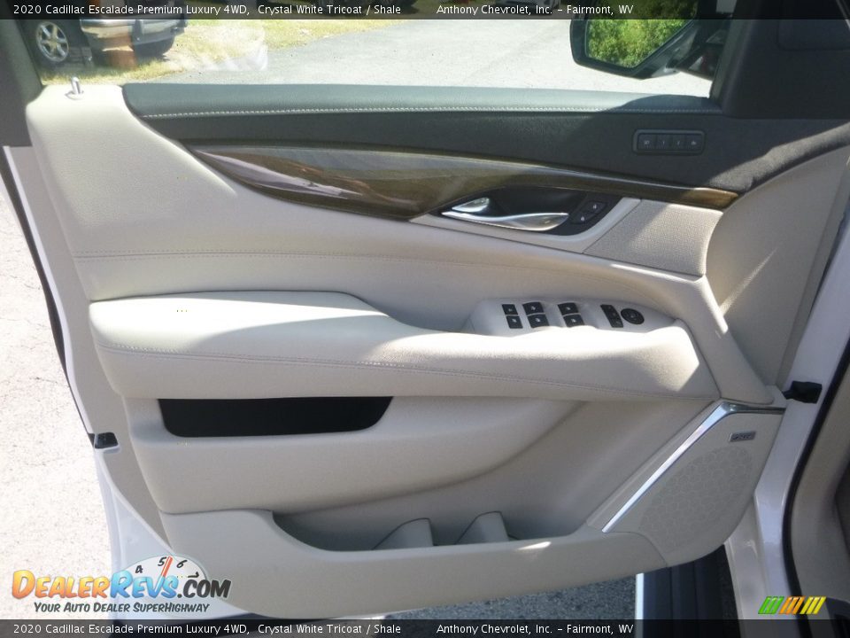 Door Panel of 2020 Cadillac Escalade Premium Luxury 4WD Photo #14