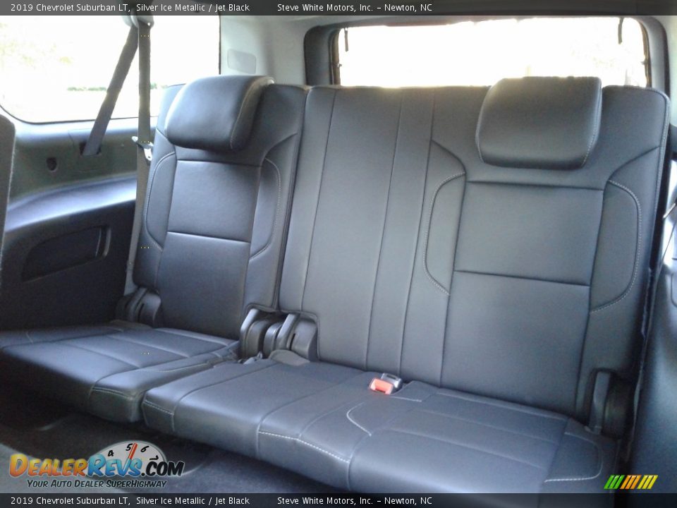 Rear Seat of 2019 Chevrolet Suburban LT Photo #13