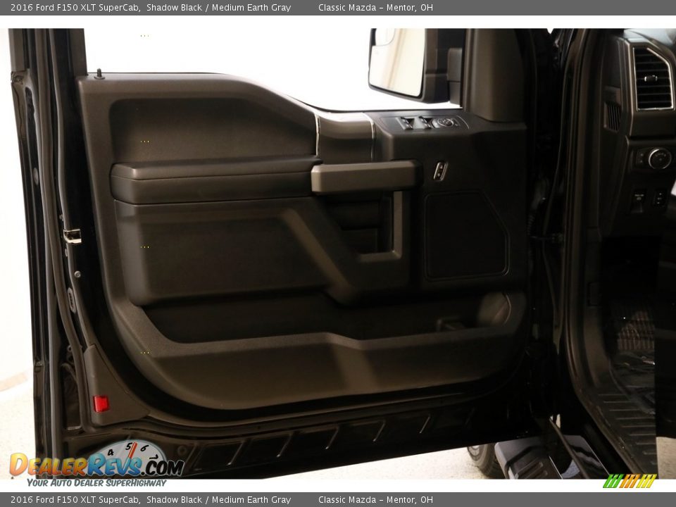 2016 Ford F150 XLT SuperCab Shadow Black / Medium Earth Gray Photo #5