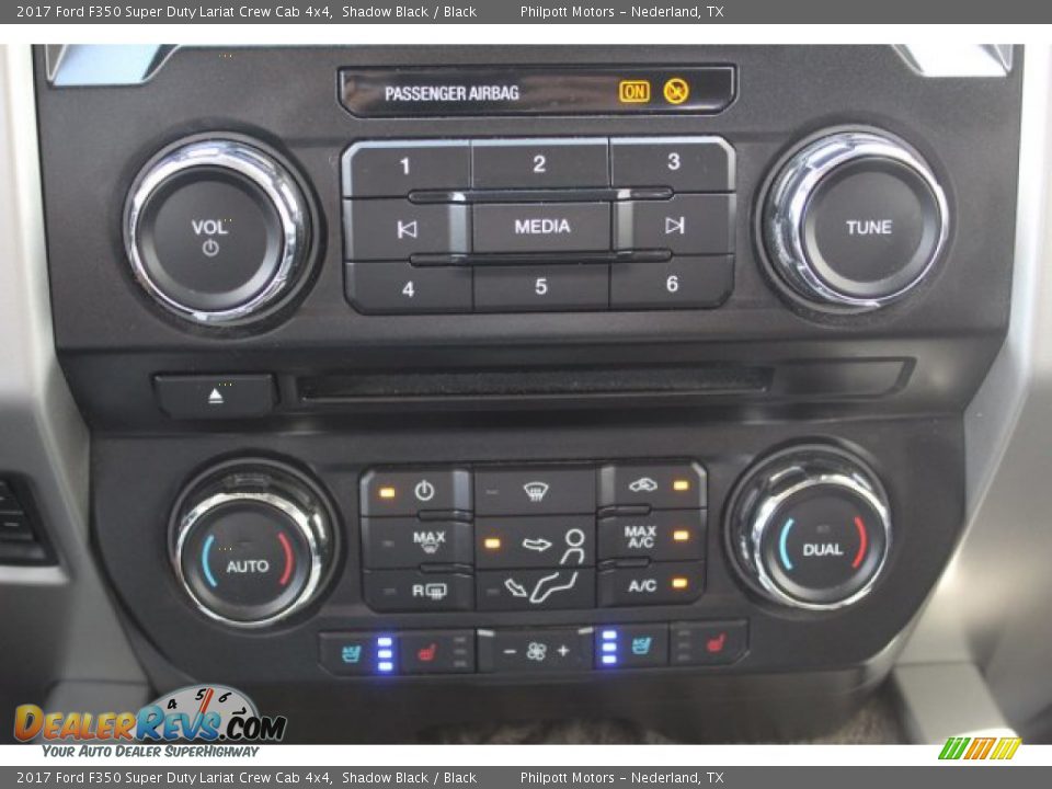2017 Ford F350 Super Duty Lariat Crew Cab 4x4 Shadow Black / Black Photo #21