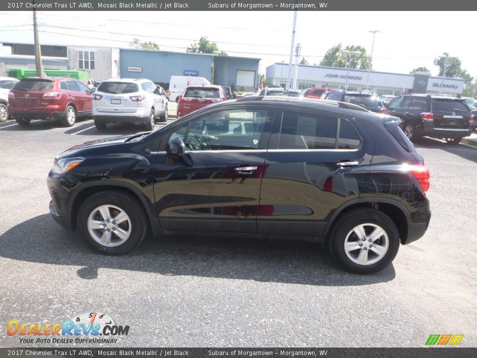 2017 Chevrolet Trax LT AWD Mosaic Black Metallic / Jet Black Photo #7