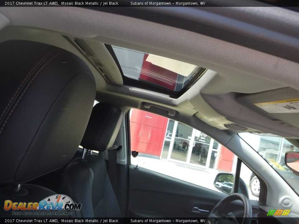 2017 Chevrolet Trax LT AWD Mosaic Black Metallic / Jet Black Photo #12