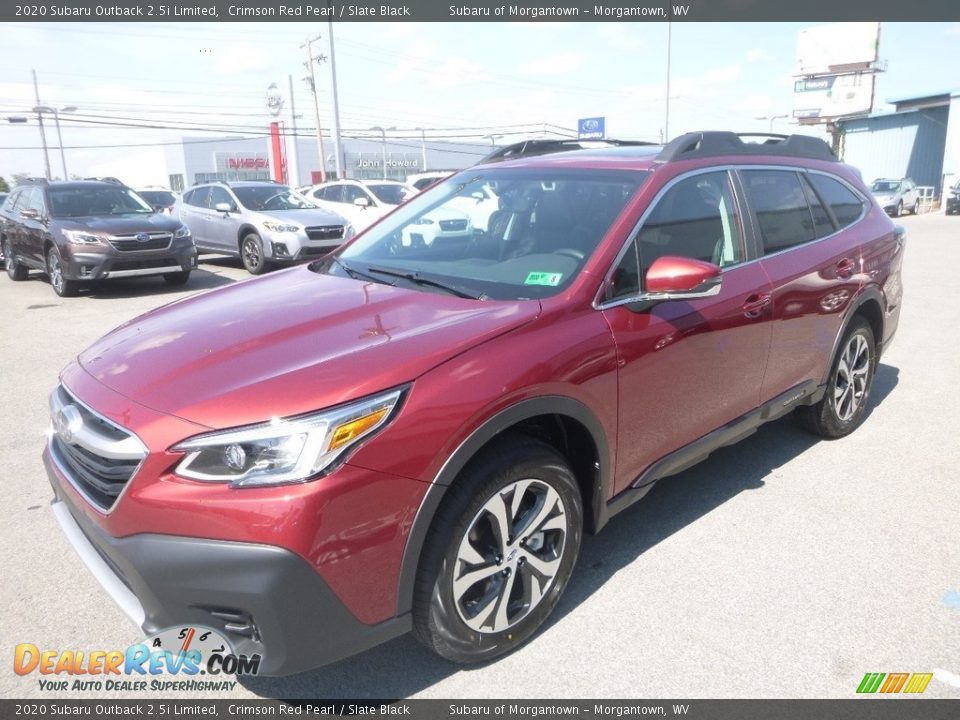 Front 3/4 View of 2020 Subaru Outback 2.5i Limited Photo #8