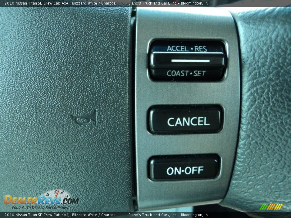 2010 Nissan Titan SE Crew Cab 4x4 Blizzard White / Charcoal Photo #14