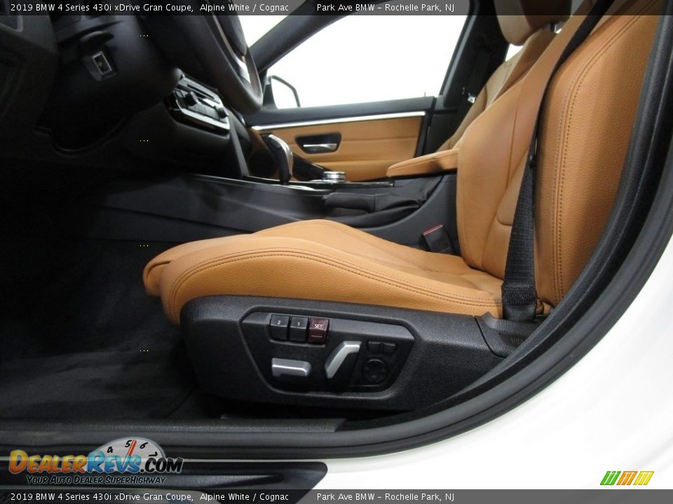 2019 BMW 4 Series 430i xDrive Gran Coupe Alpine White / Cognac Photo #8
