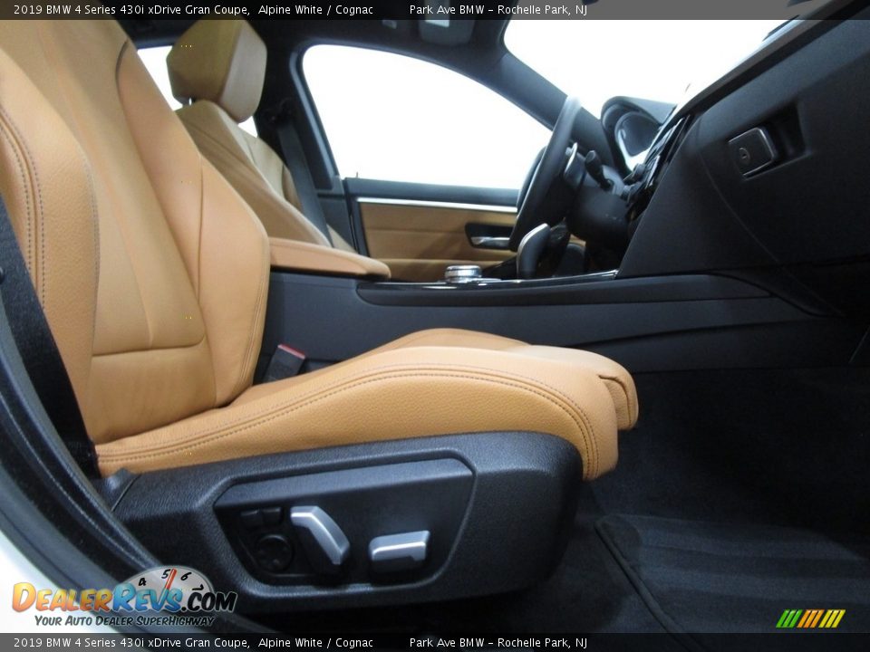 2019 BMW 4 Series 430i xDrive Gran Coupe Alpine White / Cognac Photo #14