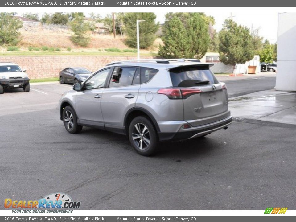 2016 Toyota RAV4 XLE AWD Silver Sky Metallic / Black Photo #4