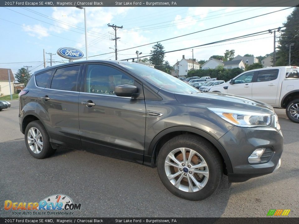 2017 Ford Escape SE 4WD Magnetic / Charcoal Black Photo #3