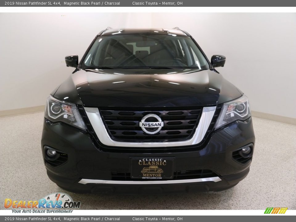 2019 Nissan Pathfinder SL 4x4 Magnetic Black Pearl / Charcoal Photo #2