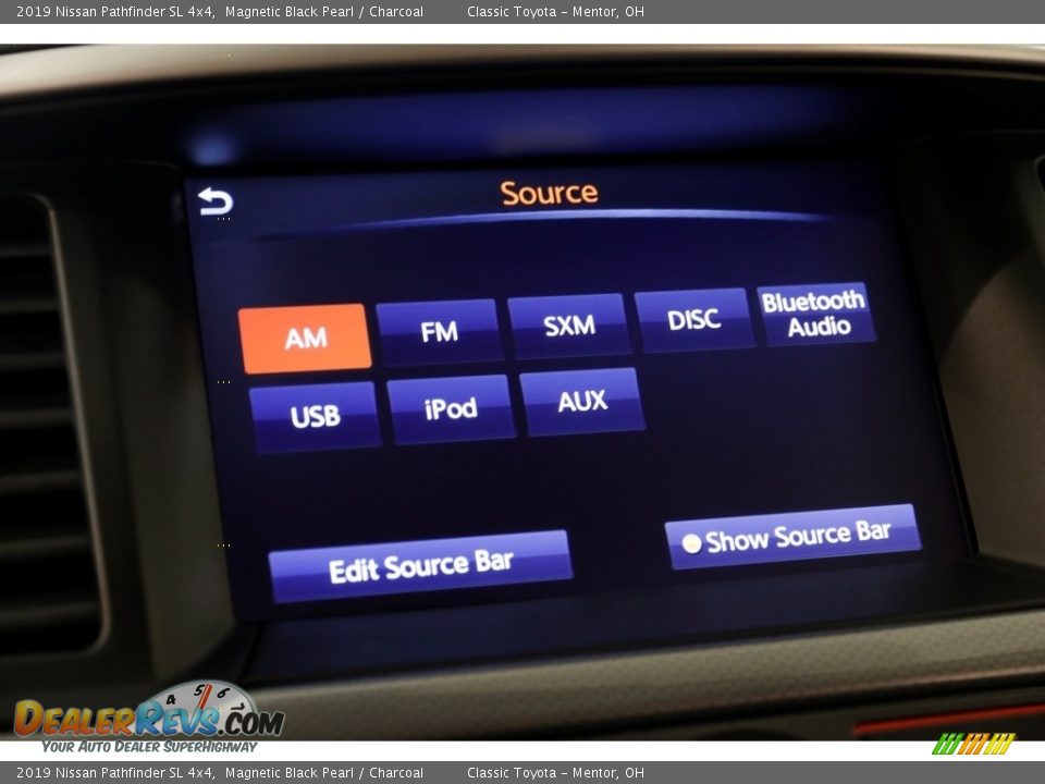2019 Nissan Pathfinder SL 4x4 Magnetic Black Pearl / Charcoal Photo #13