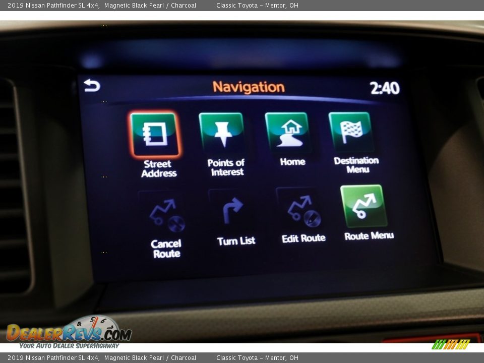 2019 Nissan Pathfinder SL 4x4 Magnetic Black Pearl / Charcoal Photo #15