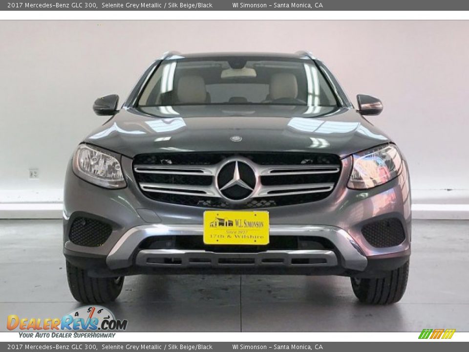 2017 Mercedes-Benz GLC 300 Selenite Grey Metallic / Silk Beige/Black Photo #2