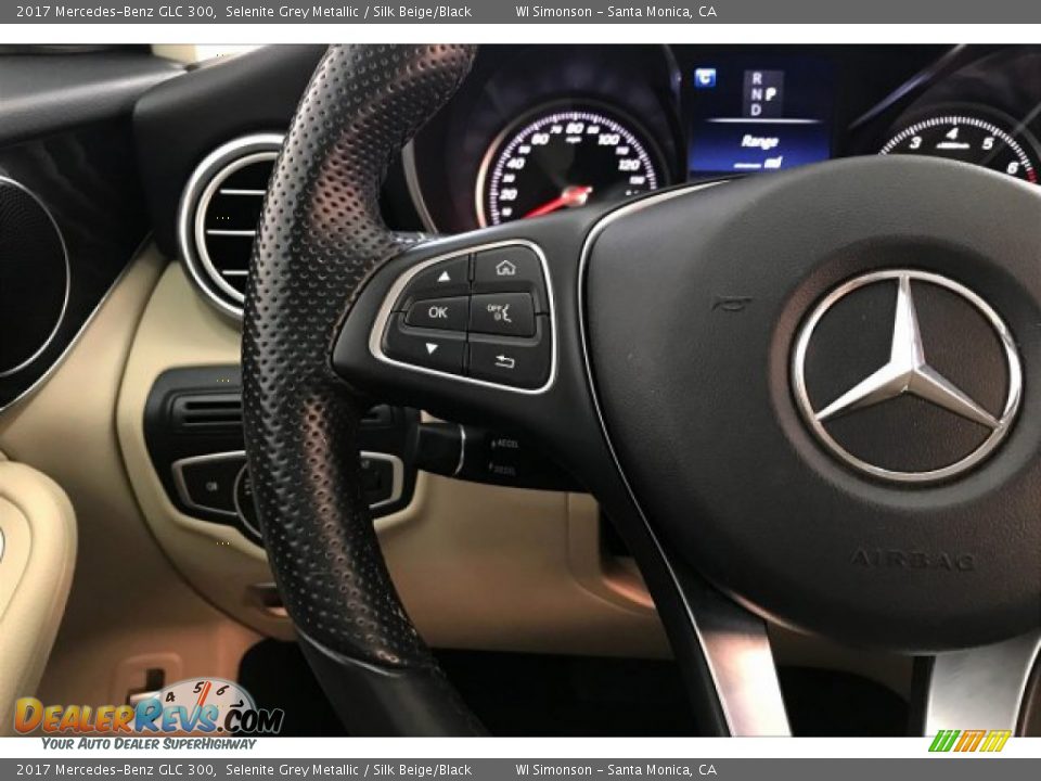 2017 Mercedes-Benz GLC 300 Selenite Grey Metallic / Silk Beige/Black Photo #18