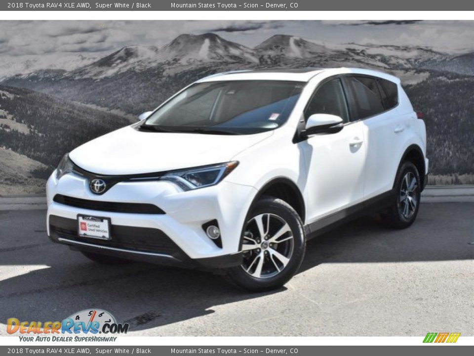 2018 Toyota RAV4 XLE AWD Super White / Black Photo #5