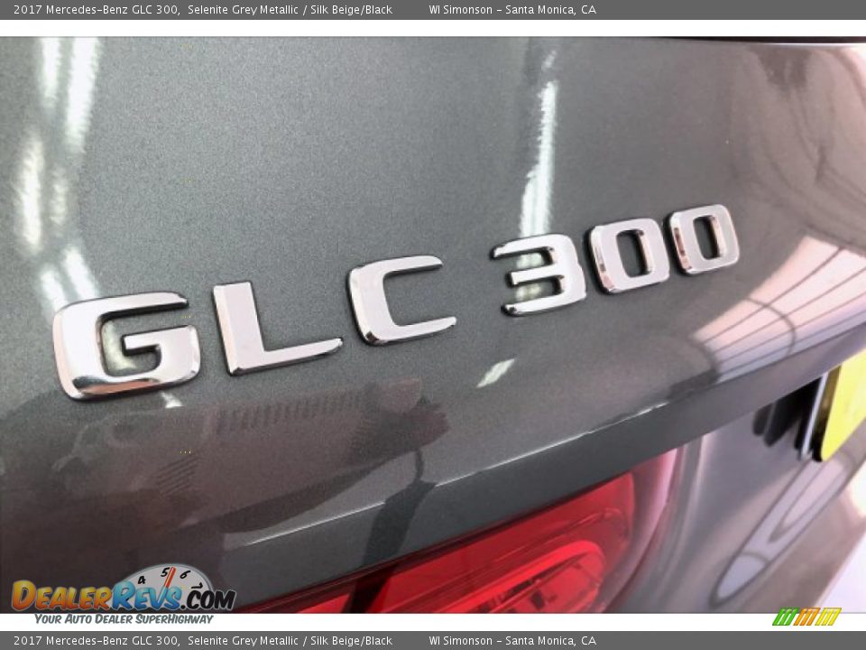 2017 Mercedes-Benz GLC 300 Selenite Grey Metallic / Silk Beige/Black Photo #27