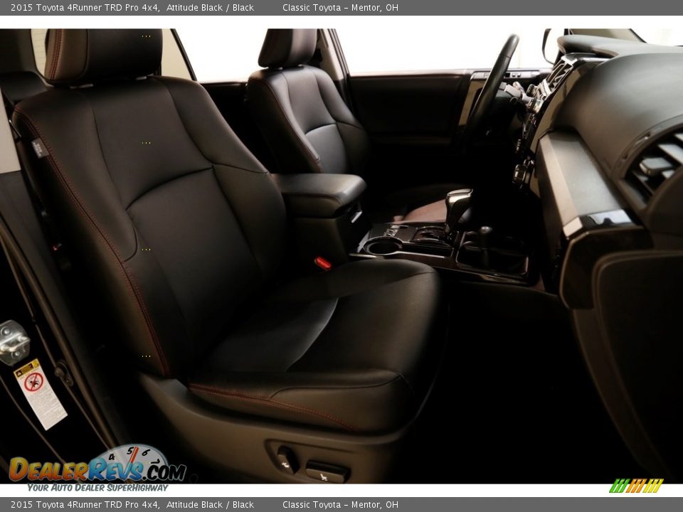 2015 Toyota 4Runner TRD Pro 4x4 Attitude Black / Black Photo #16