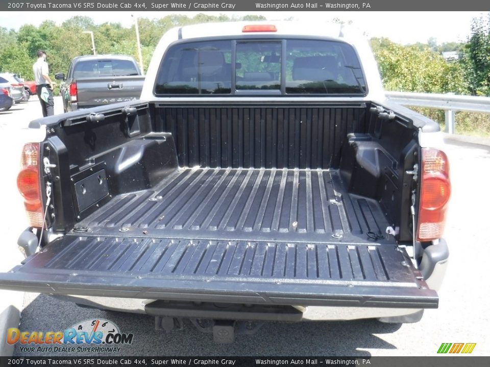 2007 Toyota Tacoma V6 SR5 Double Cab 4x4 Super White / Graphite Gray Photo #12