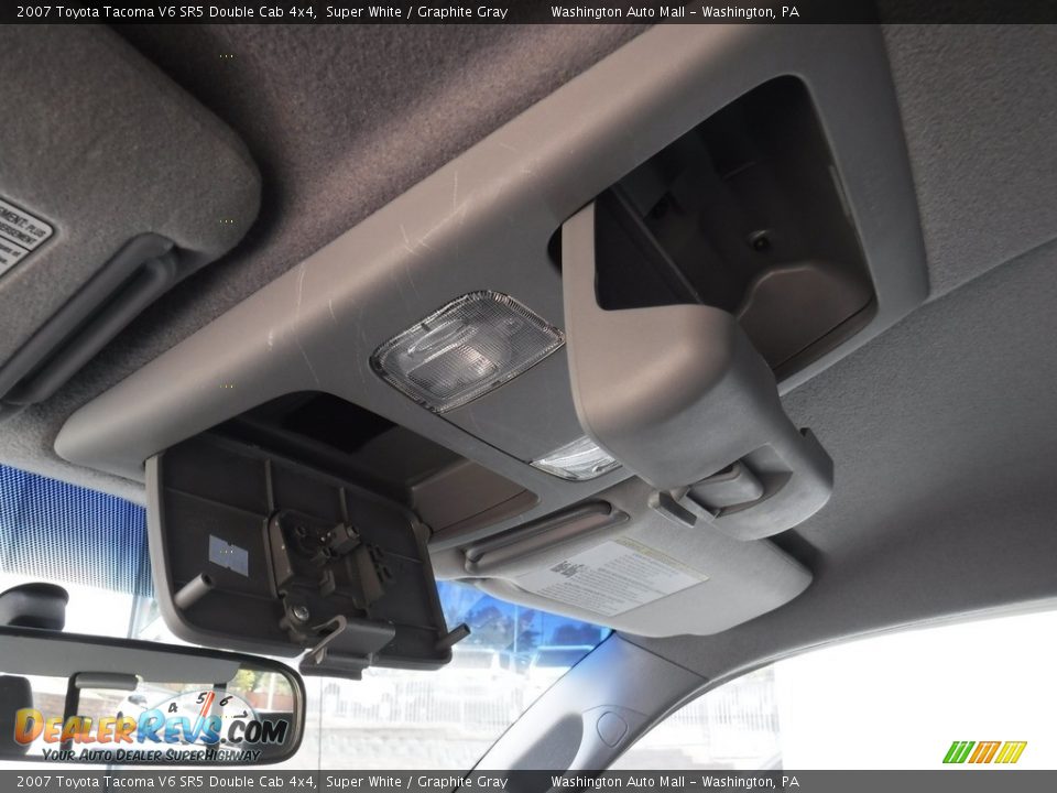 2007 Toyota Tacoma V6 SR5 Double Cab 4x4 Super White / Graphite Gray Photo #21