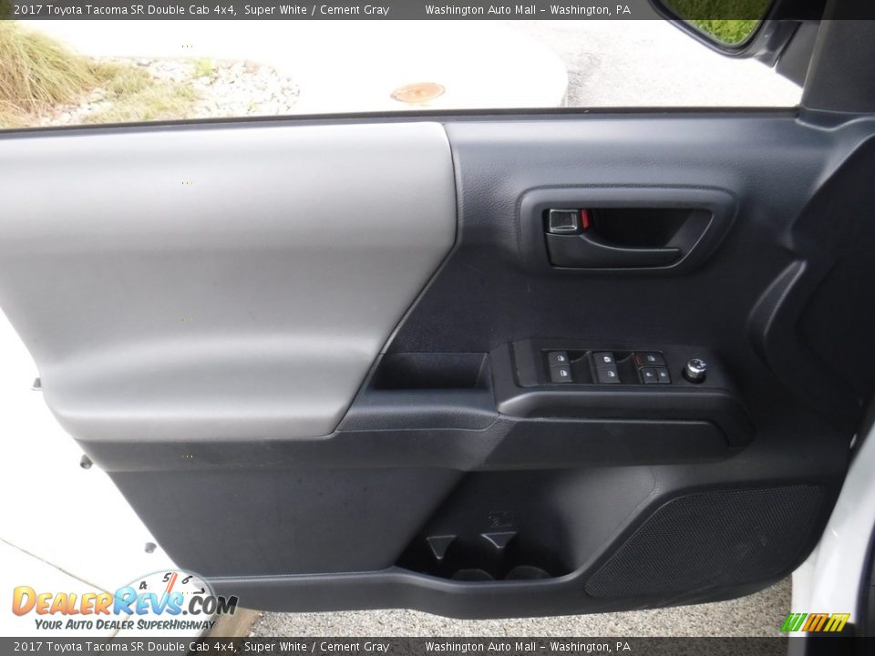 2017 Toyota Tacoma SR Double Cab 4x4 Super White / Cement Gray Photo #12